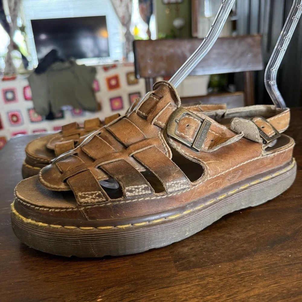 Dr. Martens Brown Leather Fisherman Buckle Sandals Vintage 90s Y2K Men's Read Sz